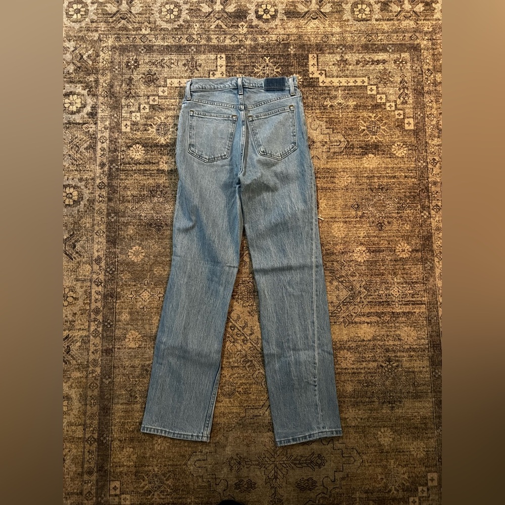 Abercrombie & Fitch
The 90s Straight Ultra High Rise 4 R - Picture 4 of 5